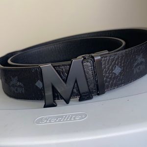 MCM belt used Authenic